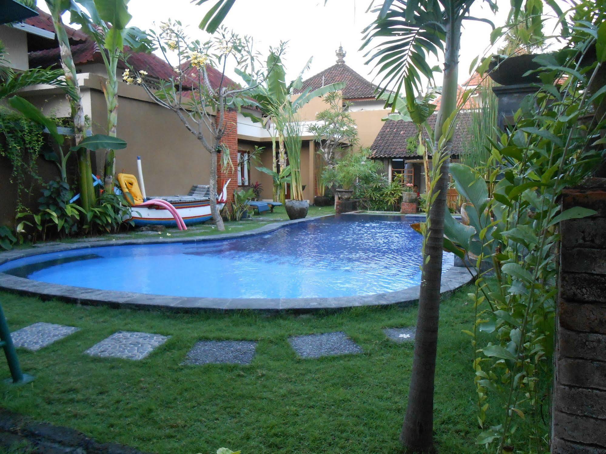 Praschita Bali Gasthuis 2*